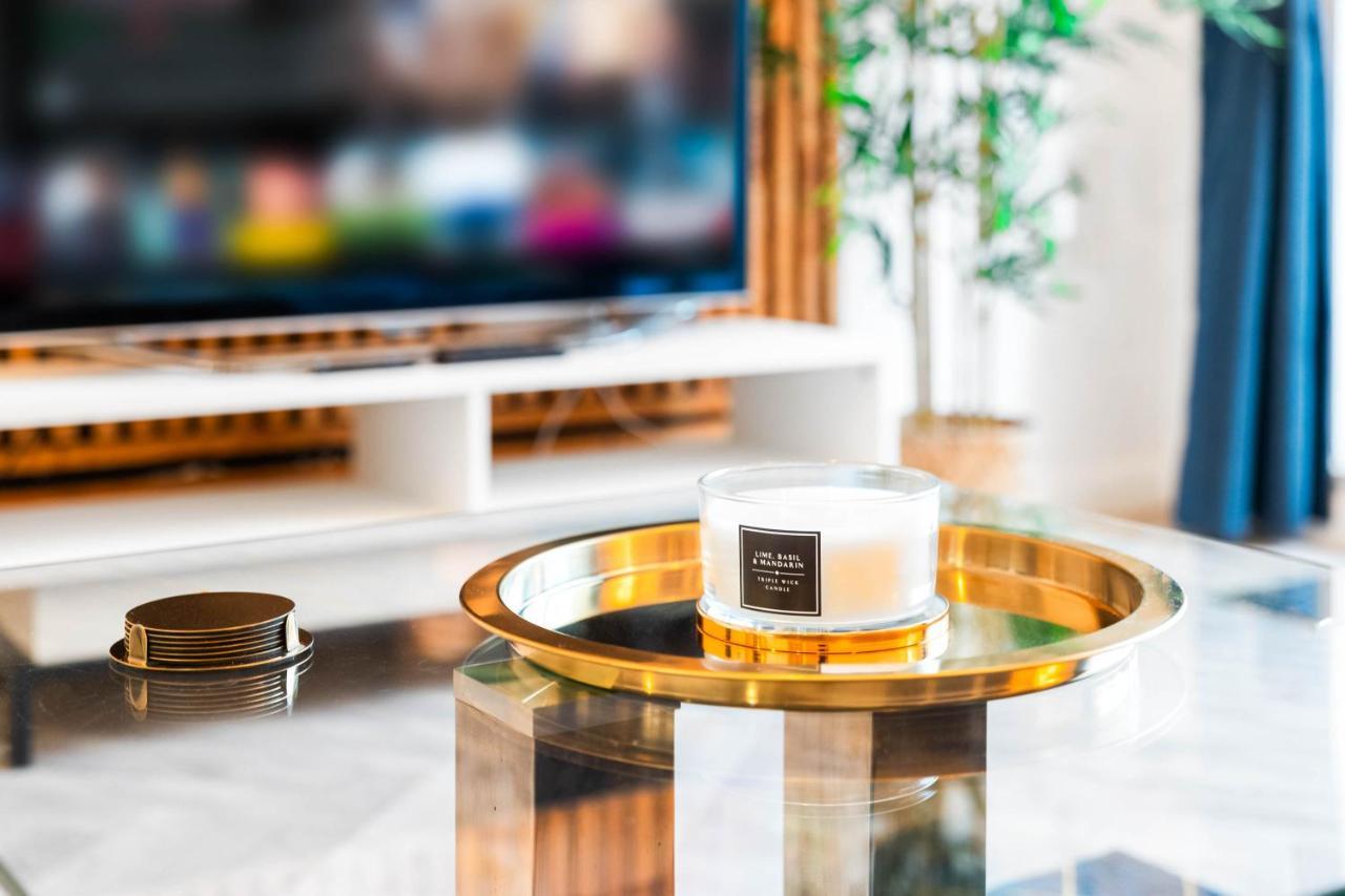 New Luxury City Centre Apartment By Azura Nights Birmingham Luaran gambar